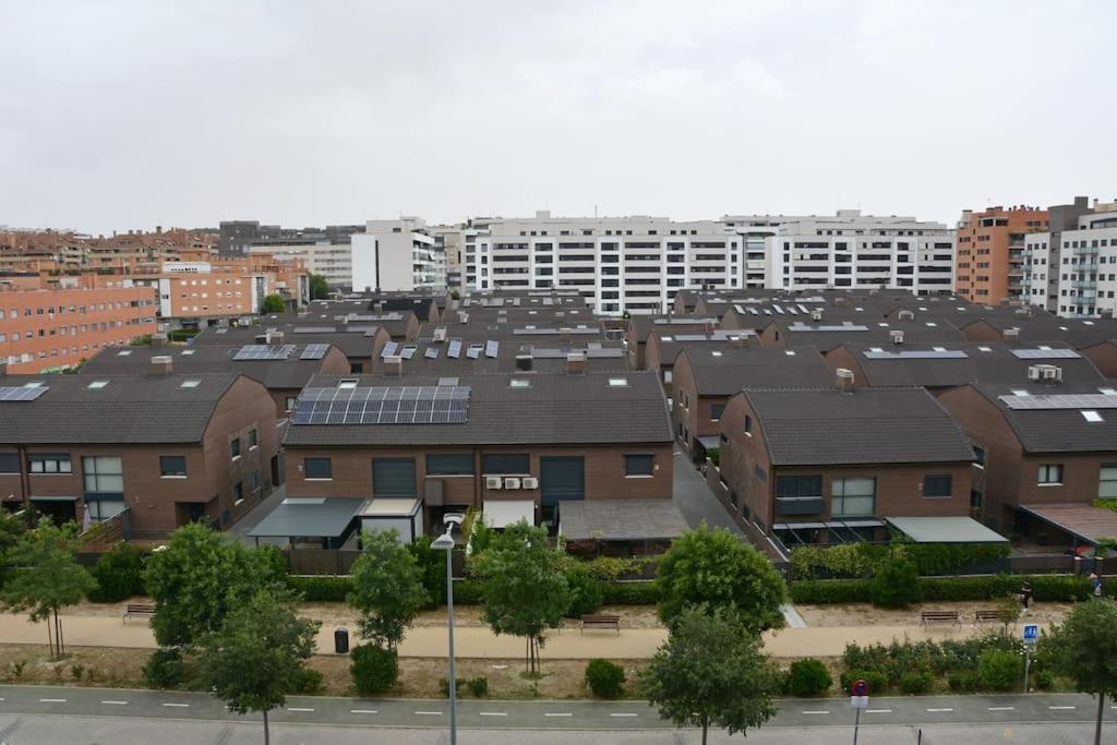Apartamento Rivascenter Luaran gambar