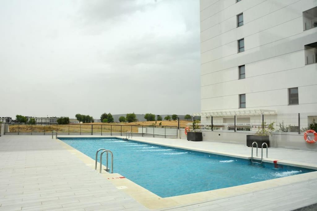 Apartamento Rivascenter Luaran gambar
