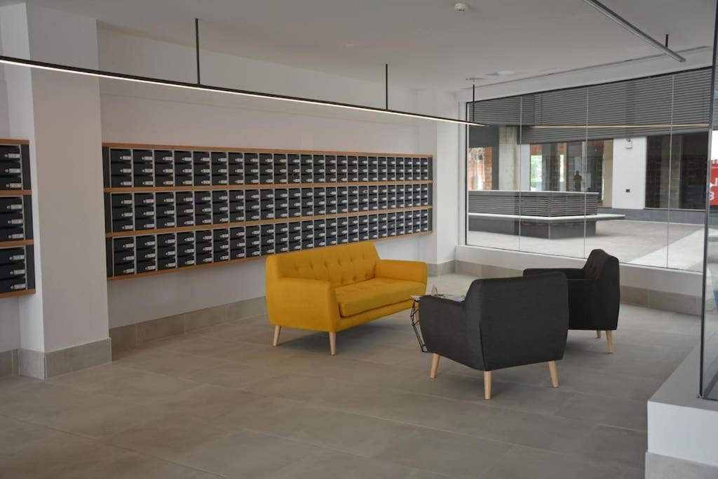 Apartamento Rivascenter Luaran gambar
