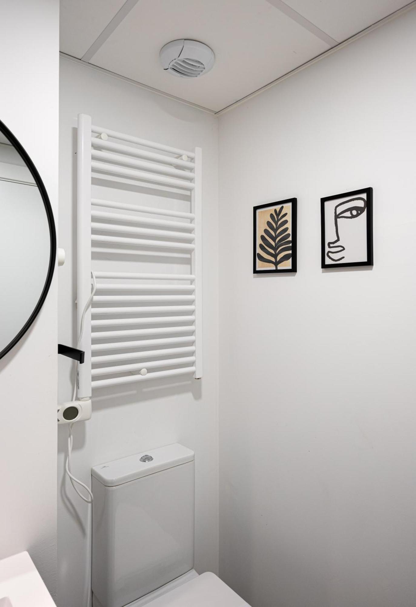 Apartamento Rivascenter Luaran gambar